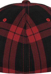 Mustra must rikk mustard ja punane suvekate, millel on struktureeritud disain, ümar kroon, tekstuuriga kangas ja broderitud ventilatsiooniavad.