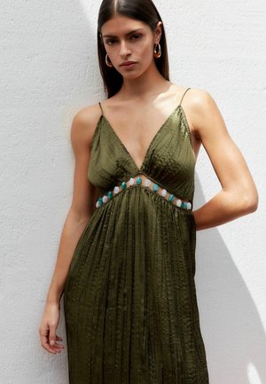 REGULAR FIT - Maxi šaty - khaki green