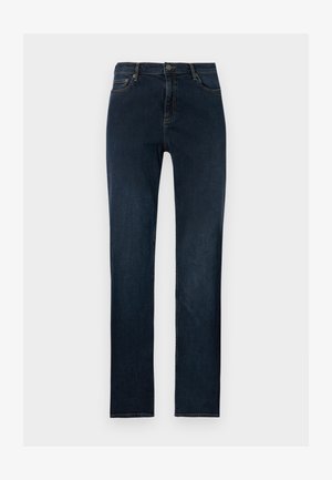 Σκούρο μπλε τζιν παντελόνι κανονικής γραμμής με κουμπί και φερμουάρ στο μπροστινό μέρος, θηλιές για ζώνη και μπροστινές τσέπες σε απλό φόντο.