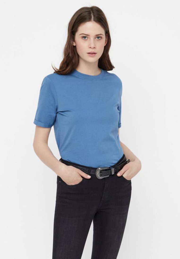 Pieces PCRIA FOLD UP SOLID TEE - Basic póló - dark blue