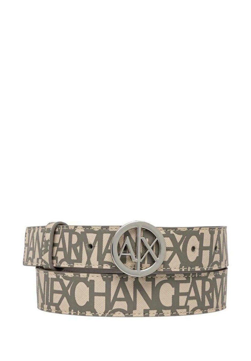 Cintura in tessuto beige con motivo a logo ripetuto in grigio, con fibbia tonda in argento che mostra le iniziali del marchio "AX".