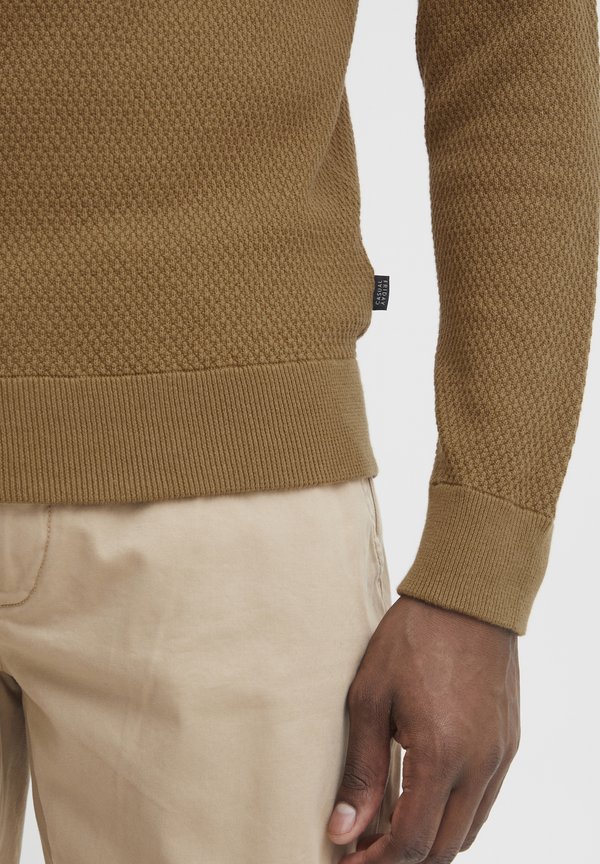 CFKarlo - Jumper - ermine4