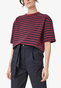 s.Oliver MIT STREIFEN - T-Shirt print - navy