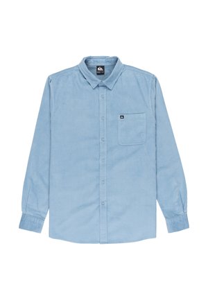 Lichtblauw corduroy overhemd met lange mouwen, met een button-down kraag, borstzak en een merklabel op de zak. Gladde textuur, casual ontwerp.