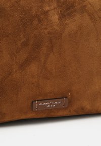 Gianni Chiarini Håndtasker - cognac