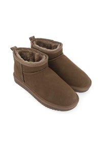 Botas de tobillo de ante marrón con forro de piel sintética, plantilla acolchada y suela de goma. Presentan un puño doblado y detalles de costura.