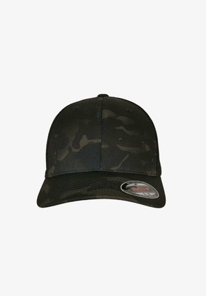 Schwarze Camouflage-Baseballmütze mit gebogenem Schirm, aus Stoff gefertigt, mit Netzeinsätzen an den Seiten und einem Logo-Patch an der Vorderseite.