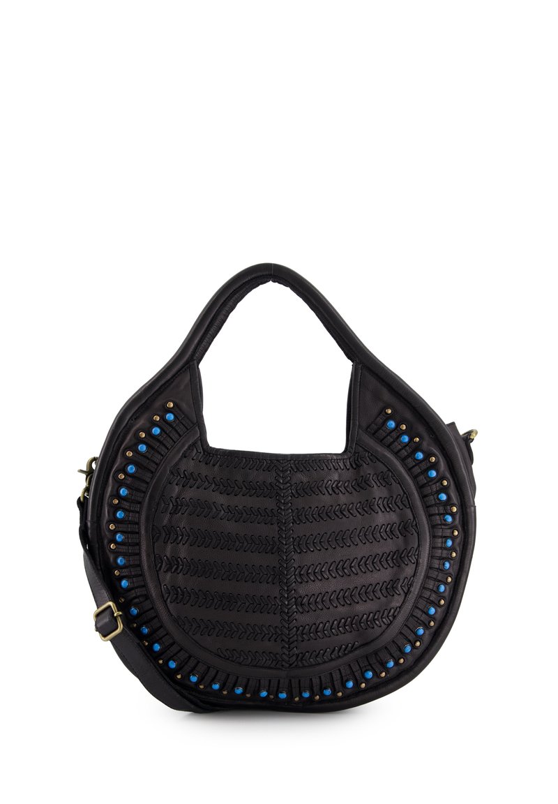 Schwarze Lederhandtasche mit runder Form, ausgestattet mit strukturiertem Stich und blauen Perlenakzenten entlang der Kanten. Kurzer Griff, verstellbarer Schultergurt.