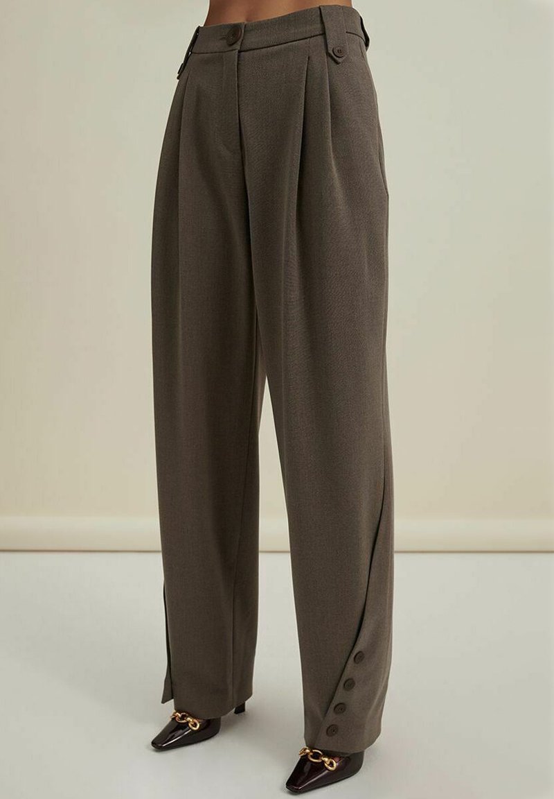 LA MANIA PROSSECO Spodnie materiałowe Zalando.pl