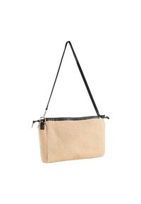 Beige vävd väska med en slät svart topp och rem, dragkedjestängning och texturerad yta; mångsidig design som passar för olika tillfällen.