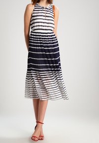 Anna Field Vapaa-ajan mekko - off-white