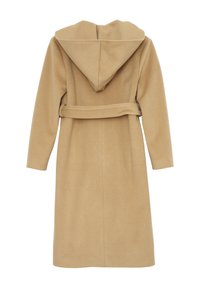 Cappotto beige con cappuccio in tessuto texturizzato, con maniche lunghe, vita con cintura e taglio a lunghezza intermedia. Design semplice senza ulteriori decorazioni.