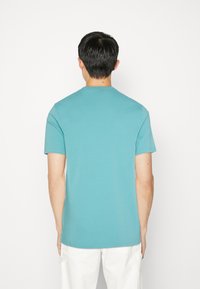 Lyle & Scott Pamata T-krekls - alpine sky