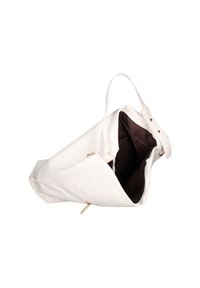 Borsa tote sintetica bianca con una texture morbida, un ampio interno marrone e dettagli in hardware dorato. Apertura superiore e tracolla regolabile.