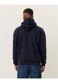 Thumbnail Image 2