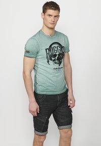 Koroshi SHORT SLEEVE - Apdrukāts T-krekls - verde green