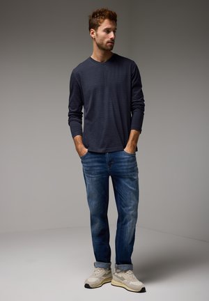 Långärmad tröja - blau