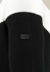 Key Largo MST RÜDIGER ROUND - Strickpullover - silber