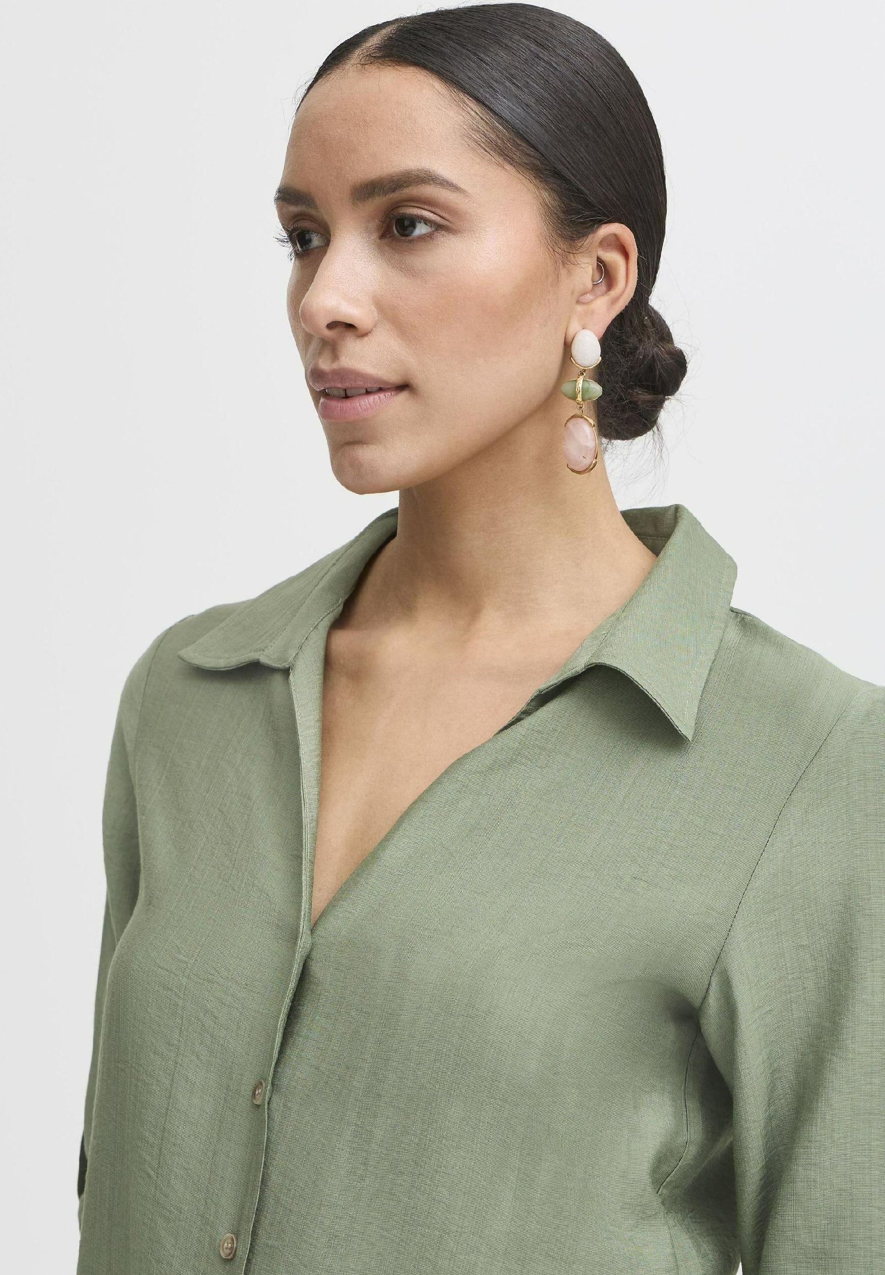 売れ筋商品|||ビーヤング シャツ レディース トップス BYJOANNIE - Button-down blouse - sea spray b.young BYJOANNIE - Button-down blouse - sea spray/evergreen