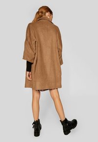 Stradivarius Mantel - beige