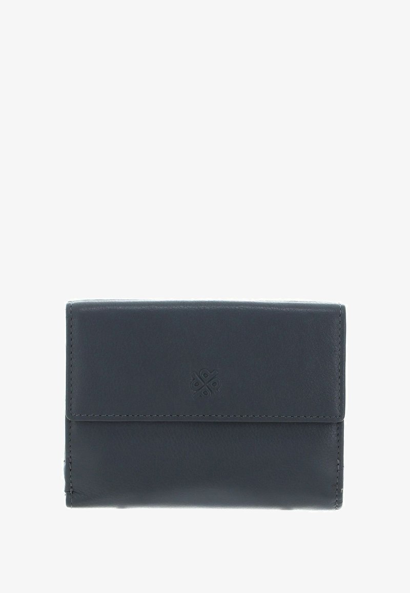 Portefeuille en cuir bleu marine de forme rectangulaire, texture lisse, rabat pliant, et logo embossé sur le devant. Détails de couture le long des bords.