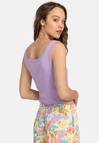 Billabong WILD WAVES - Top - peaceful lilac
