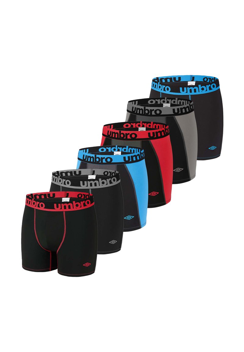 Boxers en noir et en couleurs avec des ceintures élastiques arborant le logo "Umbro". Les variantes incluent des accents rouges, bleus, gris et noirs.