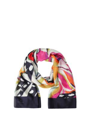 Écharpe légère avec des motifs abstraits colorés en rose, orange, noir, blanc et vert, pliée en boucle lâche sur fond blanc.