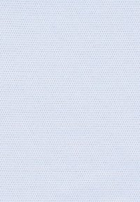 Hellblauer Netzstoff mit kleinen, gleichmäßig verteilten Löchern. Glatte Textur mit einem subtilen Glanz. Geeignet für atmungsaktive Bekleidungsanwendungen.