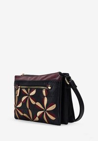 Bosanova CON BORDADO - Bandolera - black