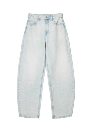 Jean en denim bleu clair avec une coupe décontractée, taille haute, cinq poches et un léger dégradé sur l'ensemble du tissu.