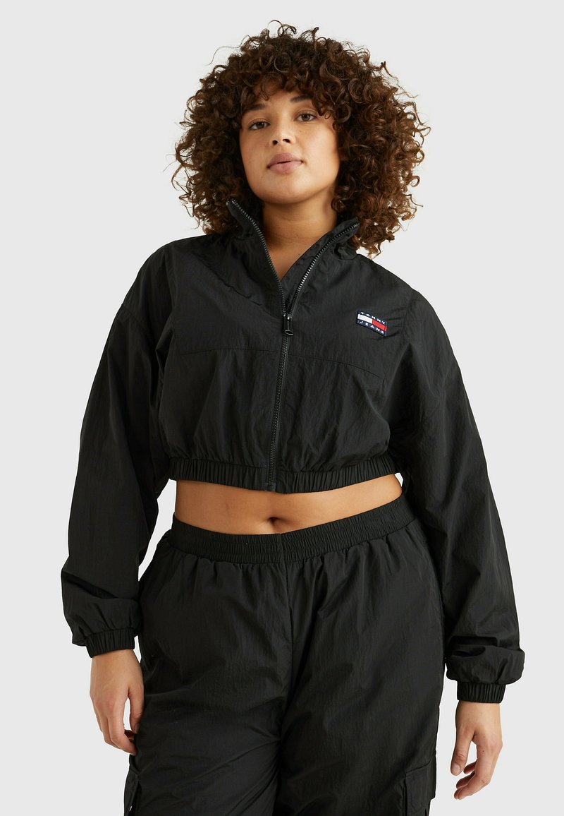 Tommy Jeans Curve CURVE BADGE CROPPED - Veste légère - black/noir - ZALANDO.FR