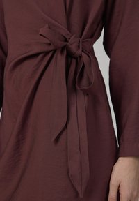 AN'GE MELOKA - Robe de jour - chocolat