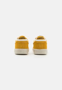 Diadora GAME UNISEX - Joggesko - yellow/ochre