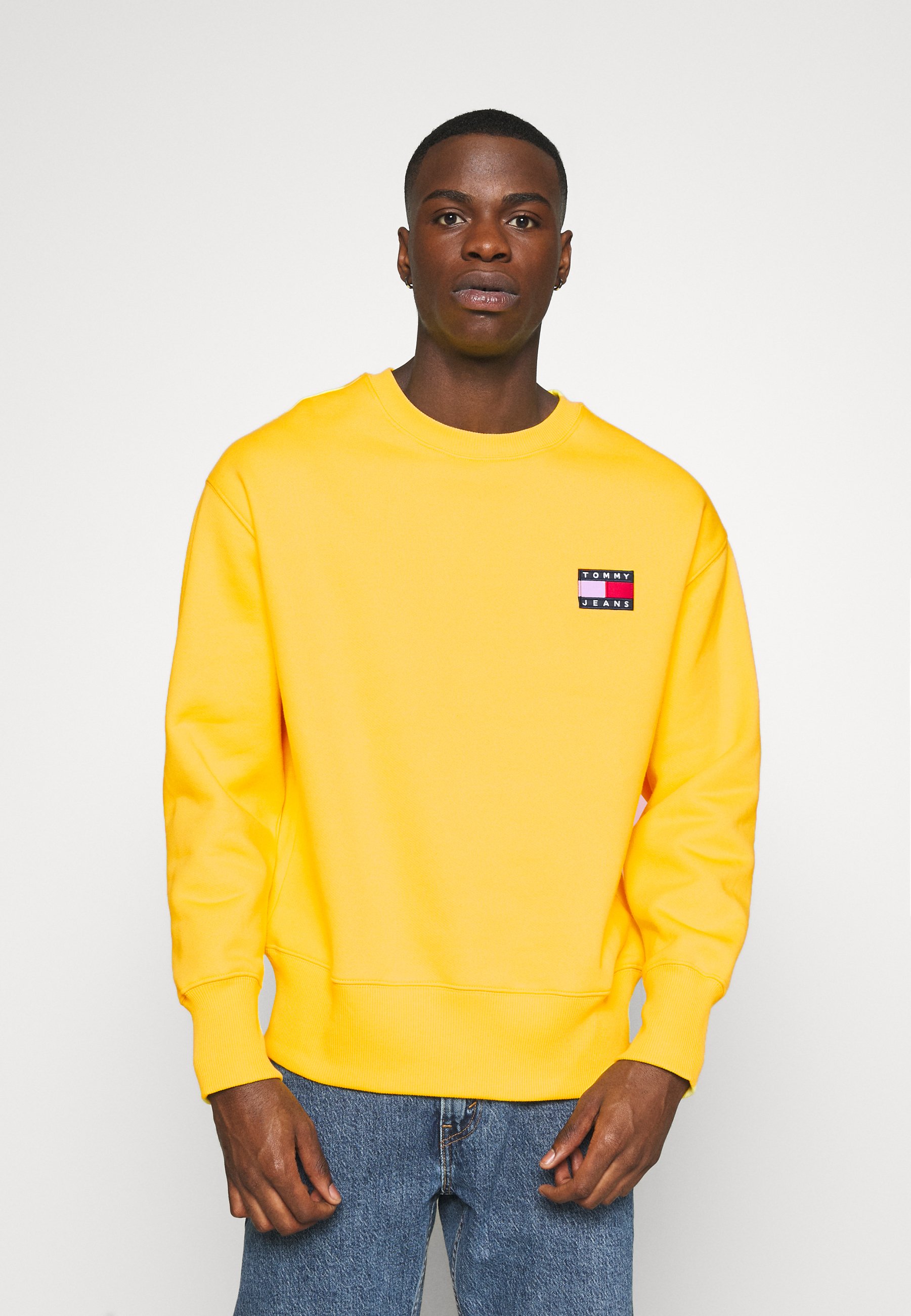 yellow tommy jeans sweater