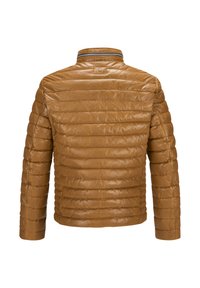 Braune Lederjacke mit gestepptem Design, hohem Kragen und geripptem Akzent am Hals, glatter Textur und taillierter Form.