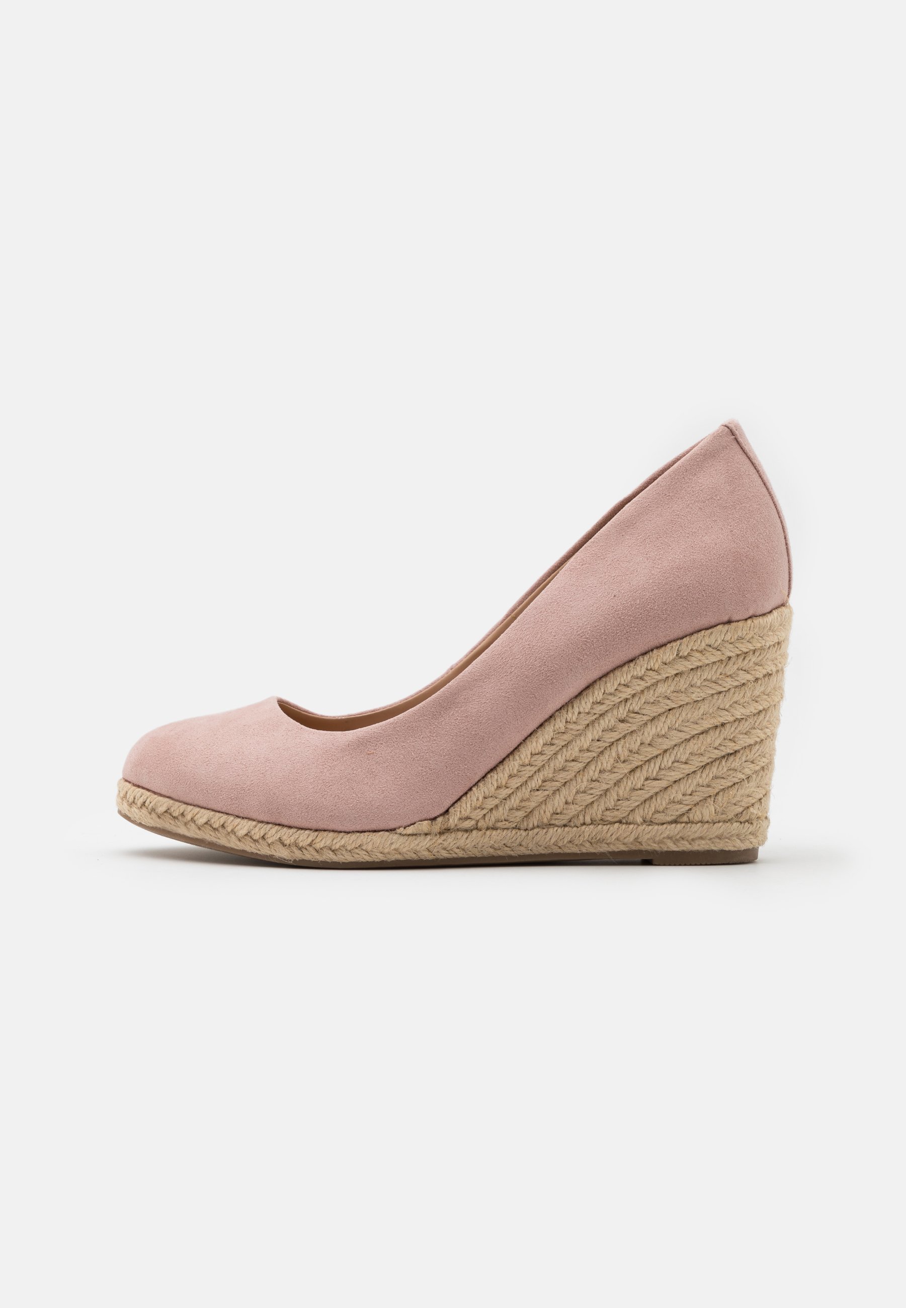 blush pink wedges