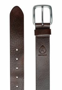 Bruine leren riem met een gestructureerde afwerking, zilveren metalen gesp en vijf gaatjes voor aanpassing. Kenmerkt zich door een ingebosseld logo op de band.