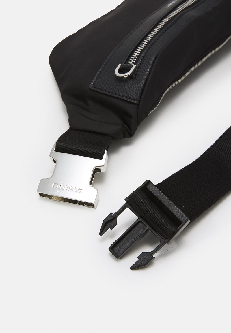 Herren Umhängetaschen | Calvin Klein CLASSIC REPREVE WAISTBAG UNISEX Gürteltasche black/schwarz - YE00288 Herren Umhängetaschen | Calvin Klein CLASSIC REPREVE WAISTBAG UNISEX Gürteltasche black/schwarz - YE00288