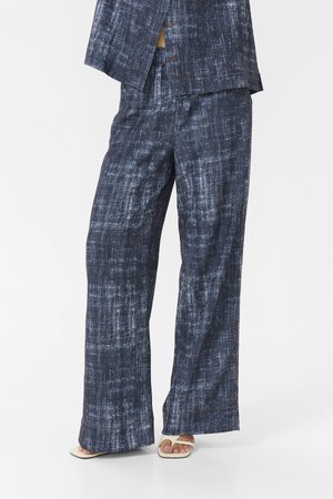Gestuz DEMIA PANTS - Bukse - dark blue