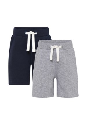 Två par korta sweatpants: ena marinblå och den andra ljusgrå, båda med elastiska midjeband och vita dragsnören. Mjukt bomullsmaterial.