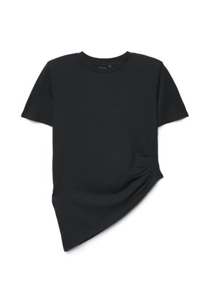 T-shirt noir à manches courtes avec encolure arrondie et ourlet asymétrique froncé sur le côté droit.