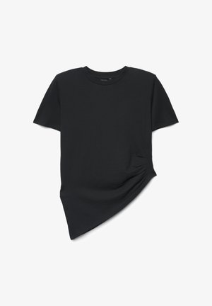 T-shirt nera a maniche corte con scollo rotondo e orlo asimmetrico arricciato sul lato destro.