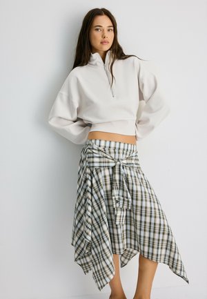 Stradivarius, B10 ZIP-UP SWEATSHIRT WITH COLLAR - Sweatshirt - white