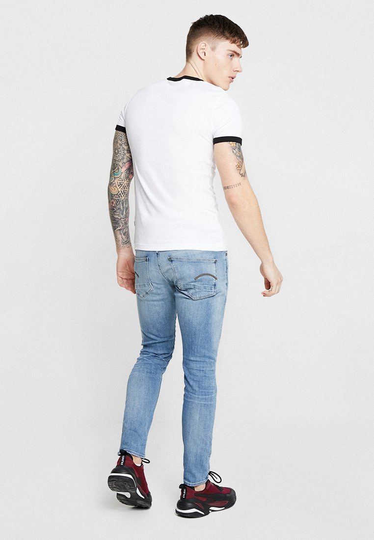 revend skinny jeans