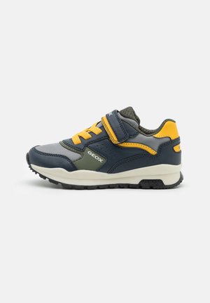 PAVEL - Trainers - navy/dark yellow