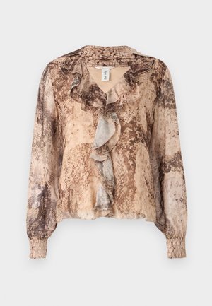 Langermet bluse med slangeskinnmønster i nyanser av beige og brunt, med en volang foran og samlet ermer. Mykt, lett stoff.
