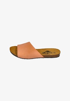 Slide sandal made of soft peach-colored leather with a wide strap. Textured cork footbed, dark rubber sole provides stability.