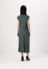 Modström TAILORMD - Etuikjole - balsam green