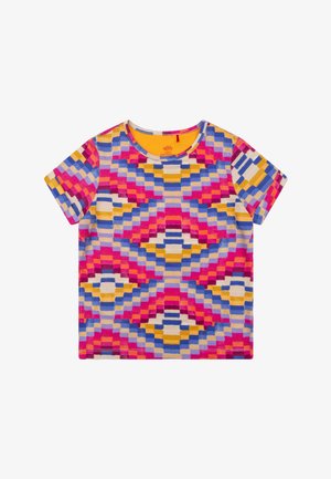 Korte mouwen T-shirt met een levendig geometrisch patroon in roze, blauw, geel en grijstinten. Ronde hals en zacht katoenen materiaal.